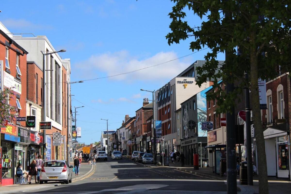 Two Bedroom Apartment, Free Parking, Close To Uclan And Free Wifi Preston  Eksteriør bilde